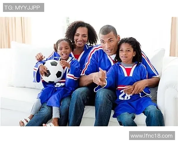 黑人足球星在绿茵场上的辉煌历程与社会影响力探讨